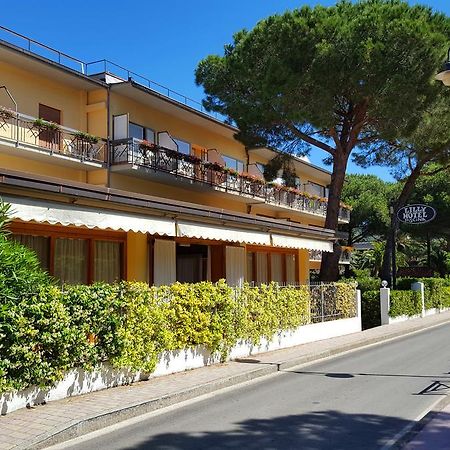 Hotel Lilly Marina di Campo Esterno foto