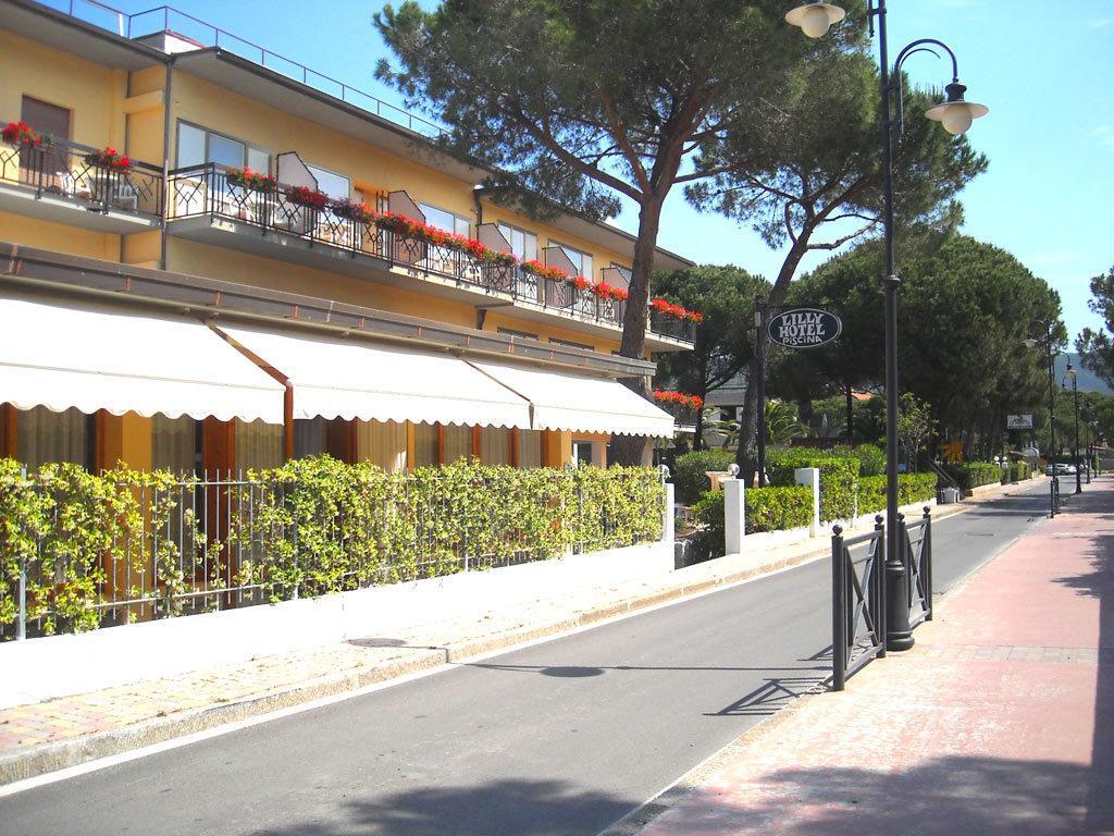 Hotel Lilly Marina di Campo Esterno foto