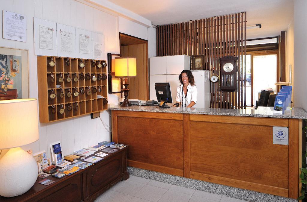 Hotel Lilly Marina di Campo Esterno foto