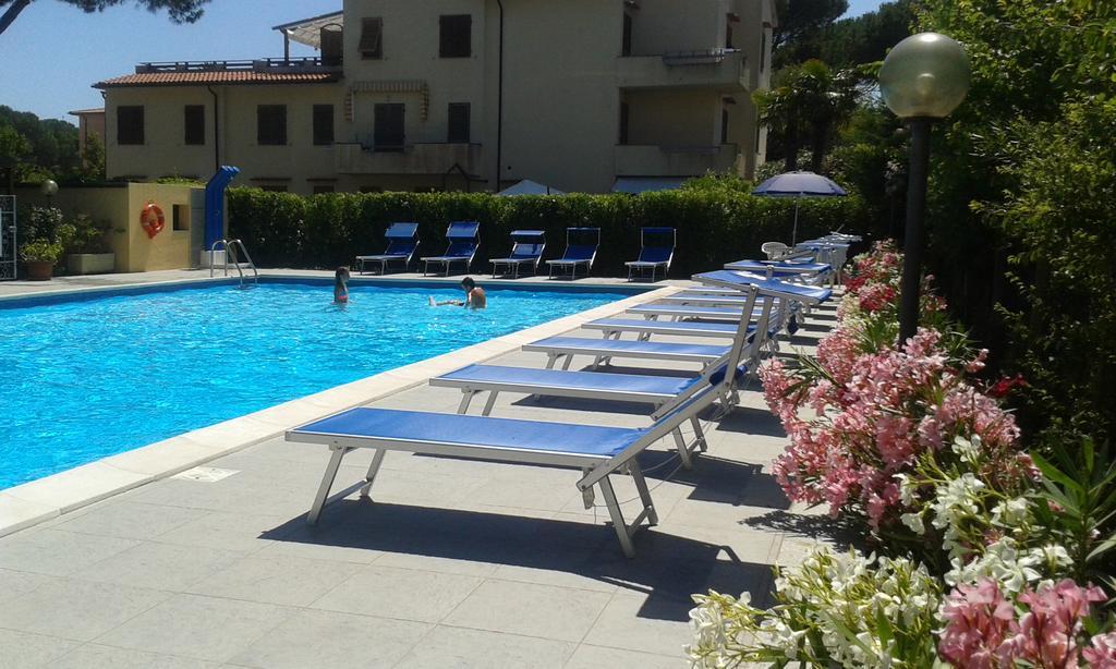 Hotel Lilly Marina di Campo Esterno foto